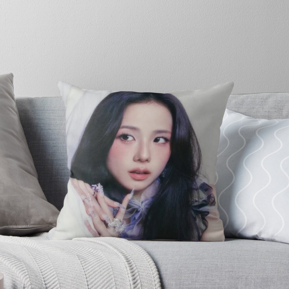 Jisoo Blackpink Throw Pillow
